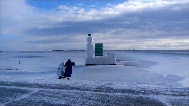 Дед Мороз идет в Каратерек (Майский район, Павлодарская область)