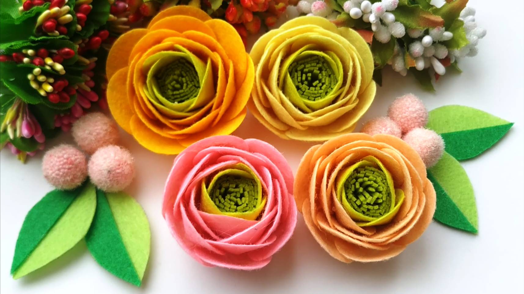 Ранункулюс из фетра / Ranunculus from felt