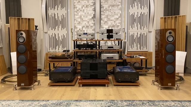 Kharma Exquisite MP-1000 Signature Monoblocks, MSB Reference [Dominique Fils Aime - Birds]