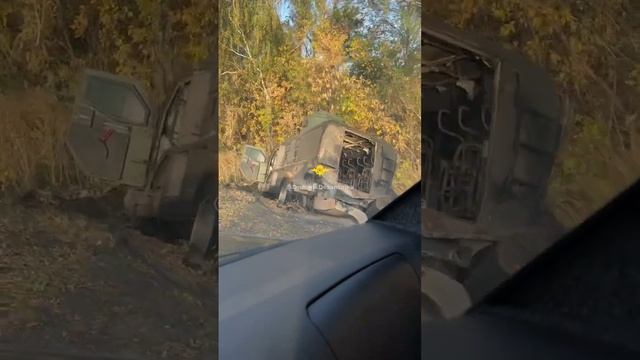 Очередной уничтоженный канадский бронеавтомобиль Roshel Senator MRAP около села Снагость в Курской о