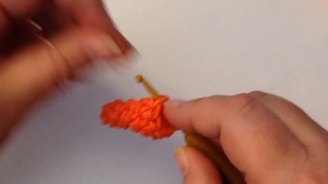 Rainbow Loom 3D Mini Carrot (Easter Bunny's) Amigurumi/Loomigurumi Crochet Hook Only (Loomless)