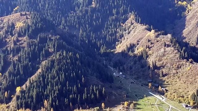 Старая японская дорога, в Большом алматинском ущелье. 02.10.2024.