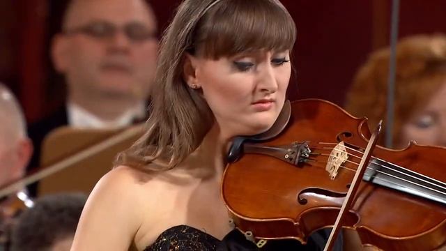 Mozart Sinfonia Concertante in E-flat major, KV.364, Mov.1 - Bomsori Kim