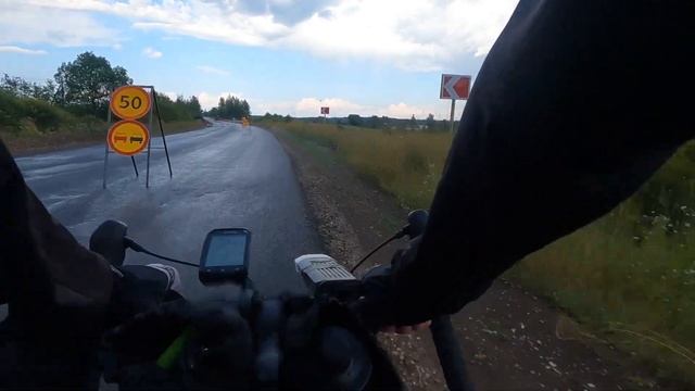 294 km за раз на гравийнике Outleap HARDWAY CRM 2. Асфальт, щебень, песок и грунты.