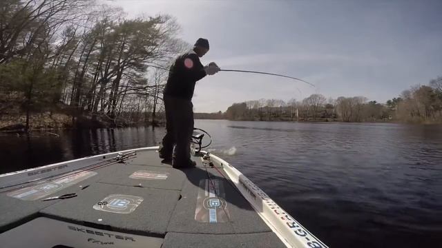 Quik Flicks - 6lb Largemouth on Phenix Baits casting jig