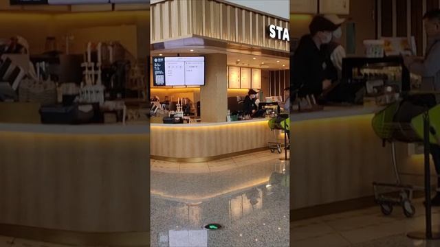 STARBUCKS COFFEE АЭРОПОРТ ГУАНДЖОУ