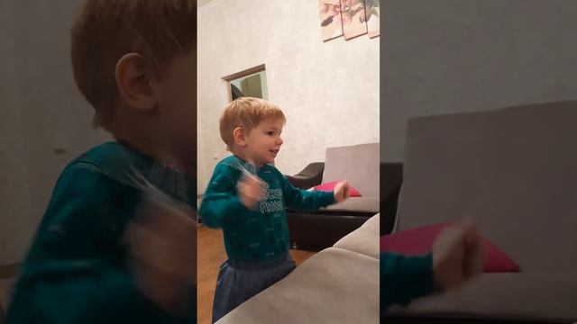 А теперь ! Внимание, Сти-рал-ка!!! И я _сам себе режиссёр_))). #baby #дети #прикол