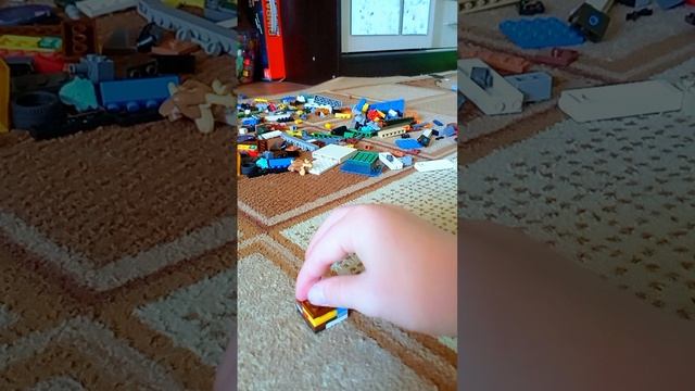 3 ГоЛоВоЛоМкИ из LEGO(: