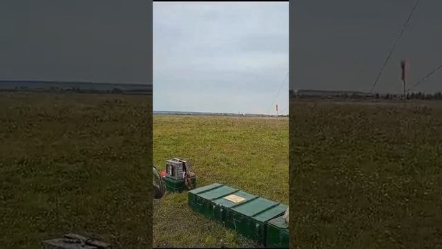 чисто армейский улыбон)
Ан- 26)  приколдон)