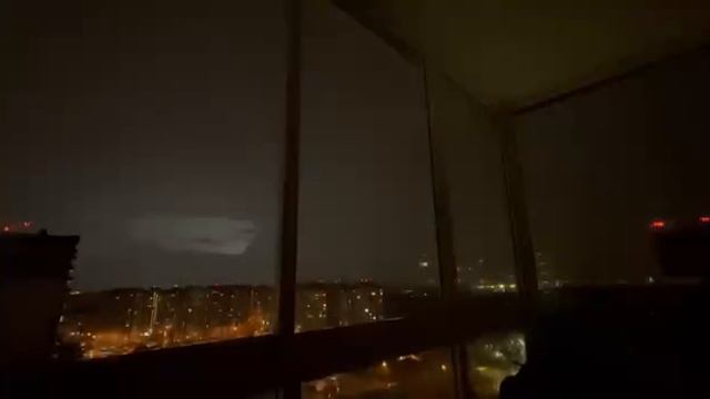 ⛈️Этой ночью в Москве выпадет до 20 мм осадков и не исключена гроза⛈️