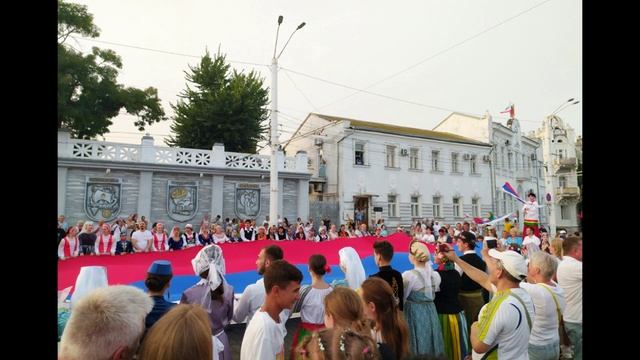 "Наш вдохновенный Крым", муз.Г.Булякова, сл.Е.Лебеденко,исп*Созвездие*,рук.Г.Банаева(г.Евпатория)