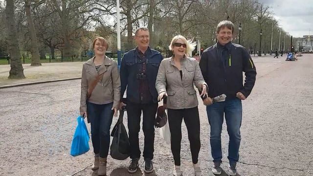 A fun day out in London - Dancing on the Mall