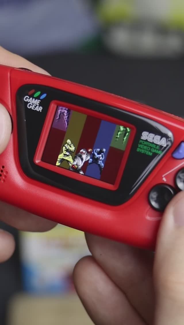 Распаковка SEGA Game Gear Micro (Красный) Remix