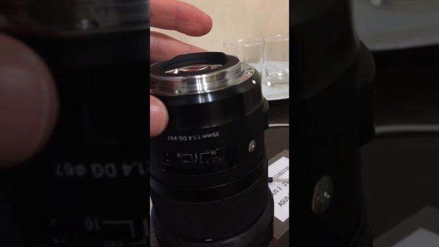 sigma 35mm art разболталась задняя часть