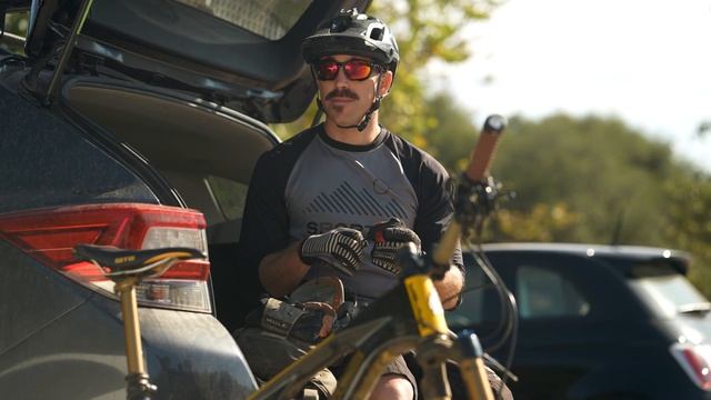 5 Best Oakley Mountain Biking Sunglasses of 2021 | SportRx