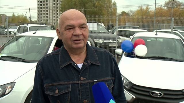 Пострадавшие на производстве 34 нижегородца получили новые автомобили