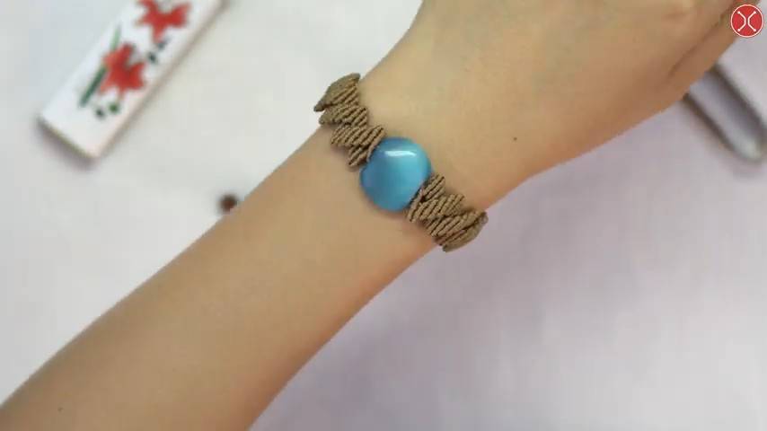 Macrame bracelet tutorial： DIY Zig Zag Macrame Bracelet with stone - ZIG ZAG Bracelet Pattern