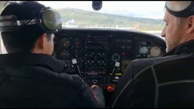 Cessna R182RG Start Up with Capt. Yeong Ill