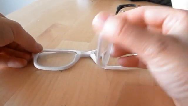 Adding Lenses to 3D Printed Glasses