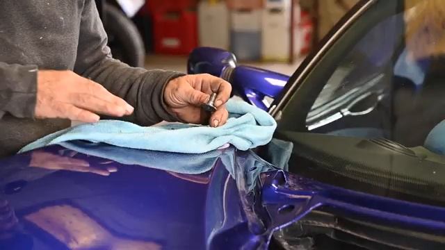 Lotus Elise S2, fitting the front clamshell and attachements