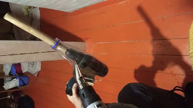 Кобура для шуруповёрта из бутылки