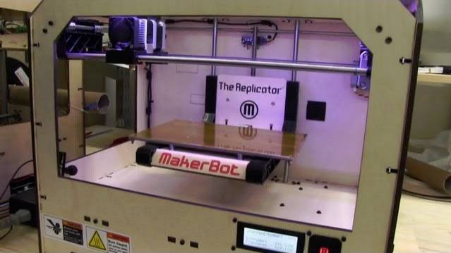 EEVblog #318 - Makerbot Replicator 3D Printer Unboxing & Review