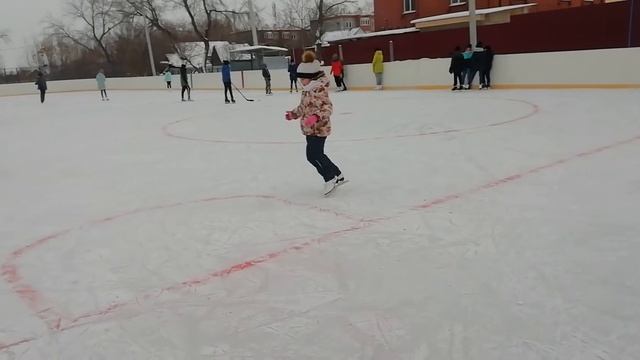 ⛸️Похолодало⛸️но мы одеваем коньки⛸️