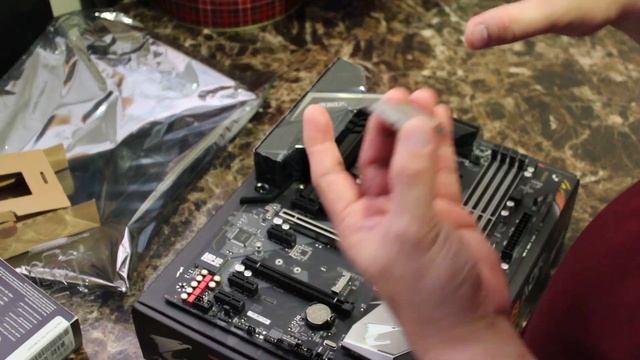 Gigabyte Aorus Z390 ELITE Unboxing