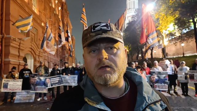 Поздравляем Владимира Владимировича с днём рождения! Москва Манежная площадь 7 октября 2024г.