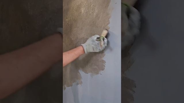 Klondike Valpaint-  декоративное покрытие с металлическими хлопьями в составе.
