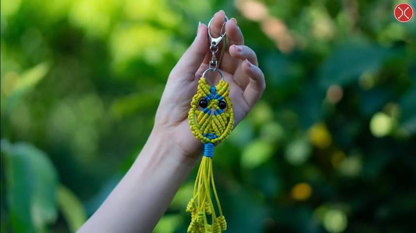 Macrame decoration tutorial： Simple owl keychain with 2mm threads