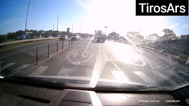 Газель встречка Ладожская #краснодар #выезд #навстречку #авто.mp4