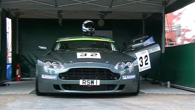 Aston Martin  GT4