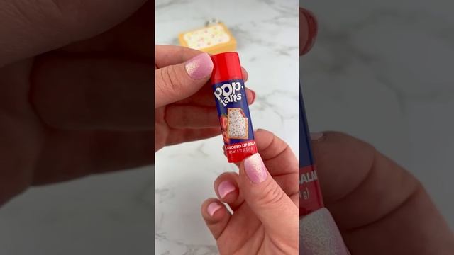 Бальзам для губ от Pop Tarts - отличное видео ASMR!  #asmr