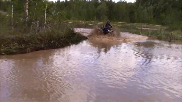 Экстремальные гонки на квадроциклах 4x4 по водному карьеру | Жесткая борьба!