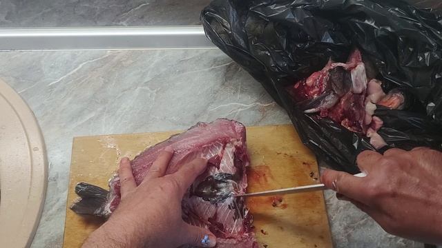 Как разделать карася для вялки и холодного копчения
