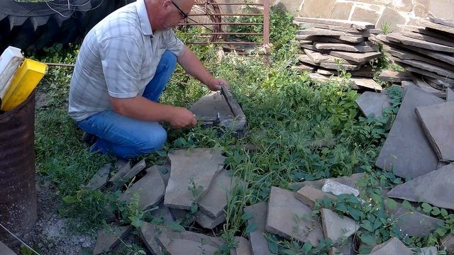 ЖИВЕМ В ДЕРЕВНЕ!!ГОТОВИМ КАМЕНЬ ДЛЯ ПОДПОРНОЙ СТЕНКИ!!НУДНО,НО БУДЕТ КРАСИВО!!!