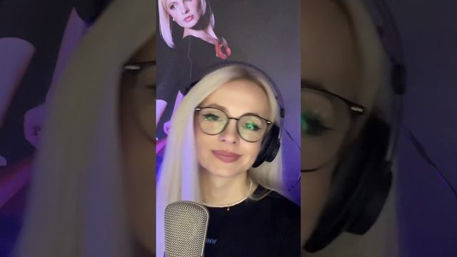 22.09.2024 - Леся Лисенова / Прямой эфир в Тик Ток / cover