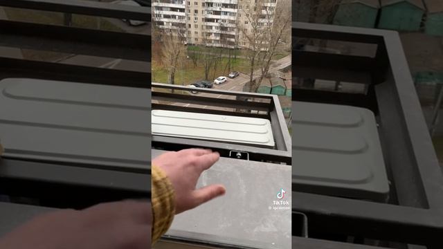 А мы монтажники...
и с высоты Вам шлем привет!