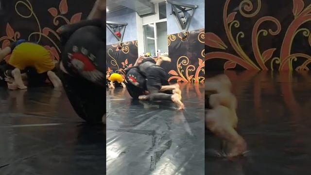 Доброе утро , друзья ! 
Ждем вас и ваших близких на занятиях по 
BJJ 
Ленина 417 
8988 759-34-23