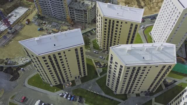 ЖК Дежнёв в сентябре 2024 г. Видеоотчёт от застройщика Стрижи