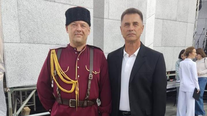 Казак на войне. Поёт Вадим Z Слова и музыка - Дмитрий Зазвонов