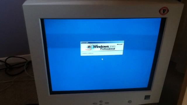 Windows 2000 startup