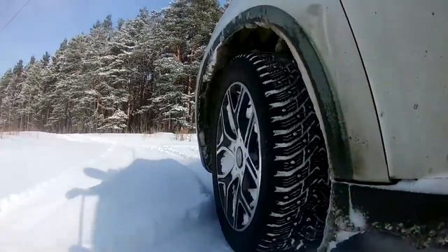 Mitsubishi Outlander. В поисках каменного цветка в снегах урала