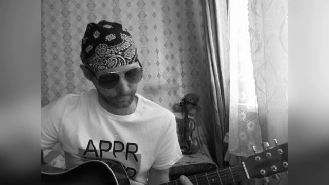 Звезда по имени СОЛНЦЕ. За гитарой Владимир Коряковцев#пение#играНАгитаре#инструменты