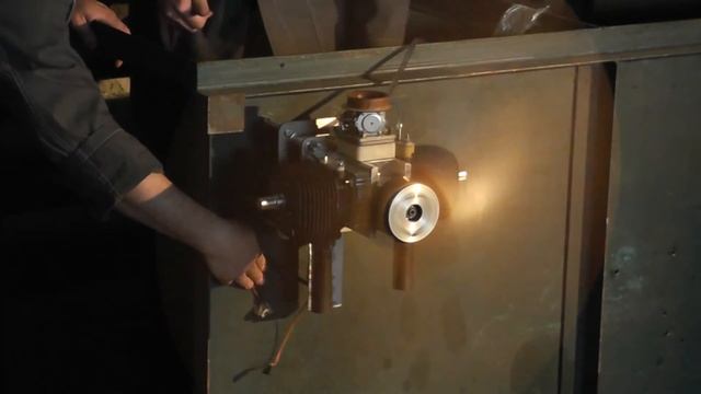 www.flame-power.com new 294cc boxer paramotor or UAV engine with reed valve
