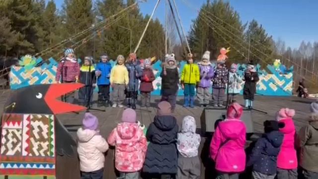 Песня "Весенняя пробуждалочка". Старшая группа.
Музыкальный руководитель Пантелеева Е. А.