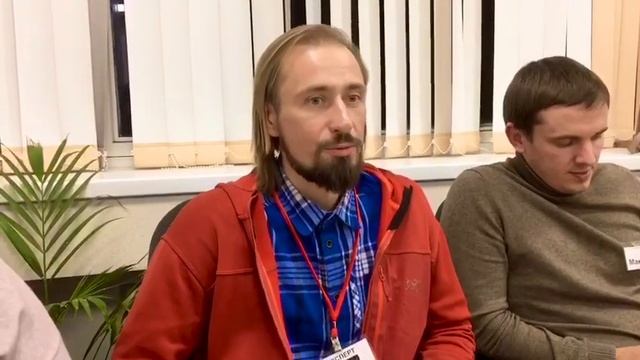 Поддерживать мужа или реализоваться самой?