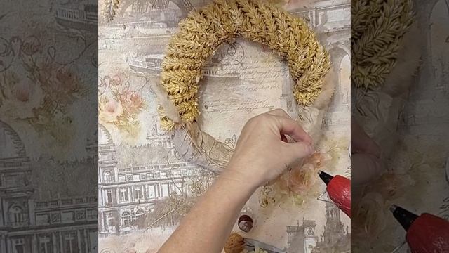 Осенний веночек из колосьев и природных материалов./ поделки / переделки / ручная работа /