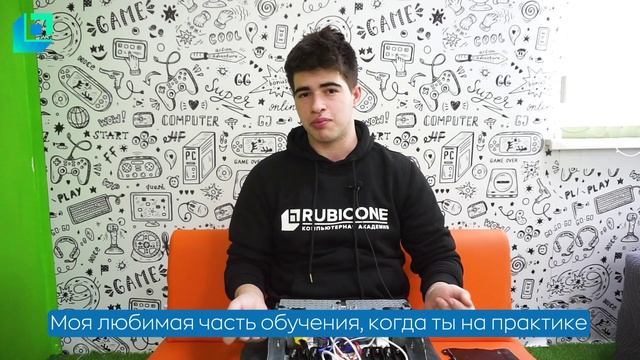 Выпускник Максим Гончаров рассказывает о победе в фестивале РОБОАРТ 2023 и об обучении в Академии